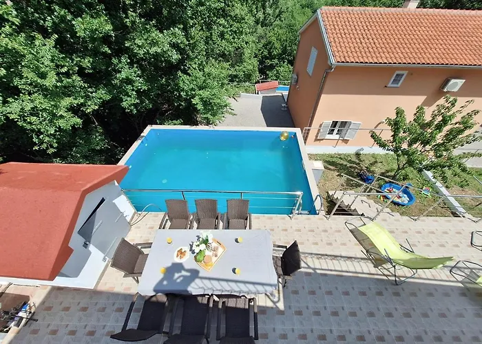 Sanleon Hébergement de vacances *